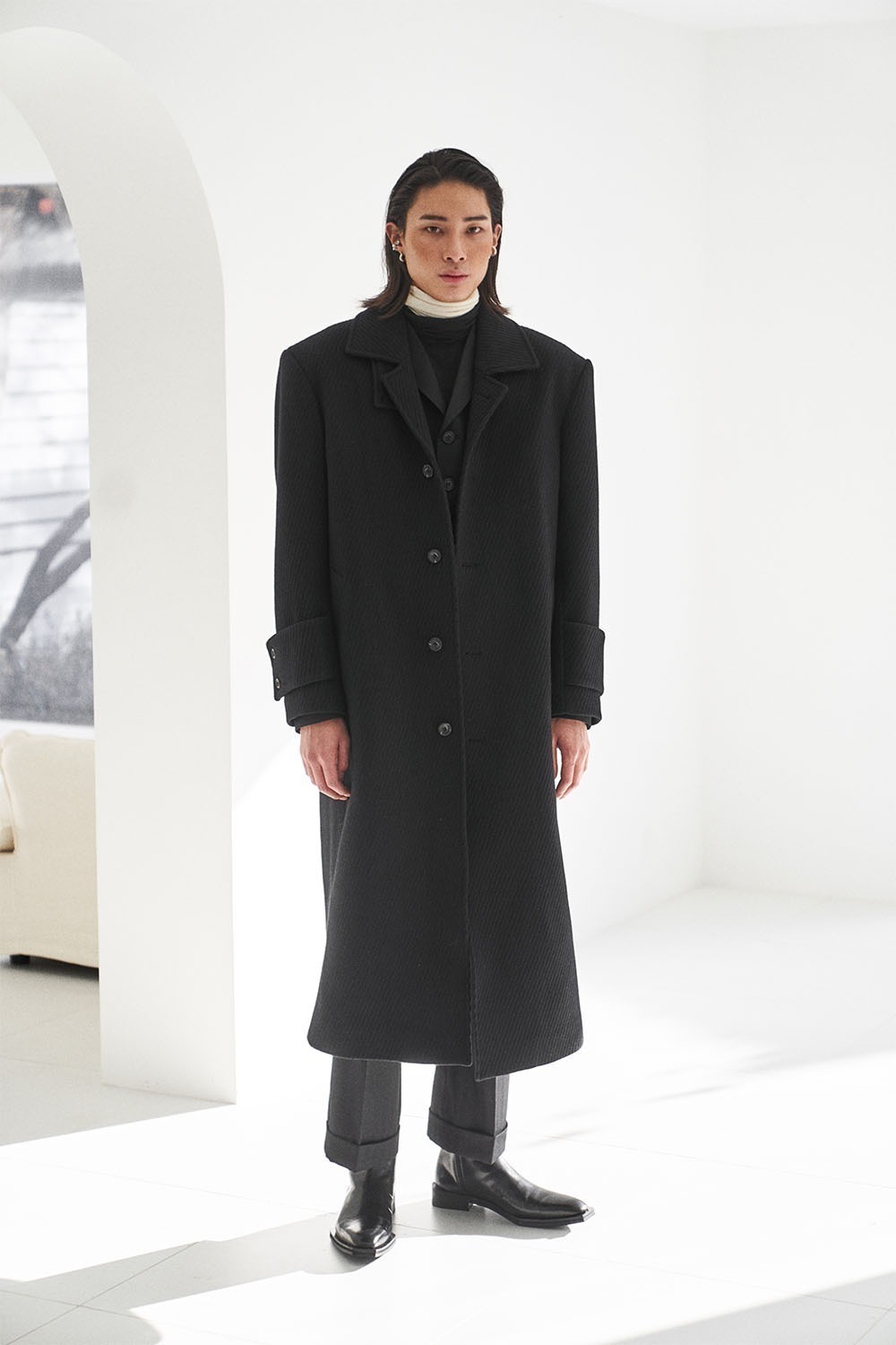 Balmacaan coat black diagonalline 발마칸 코트 블랙 다이애그널라인